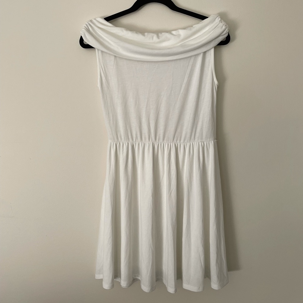 White Stretchy Maternity Shoot Dress